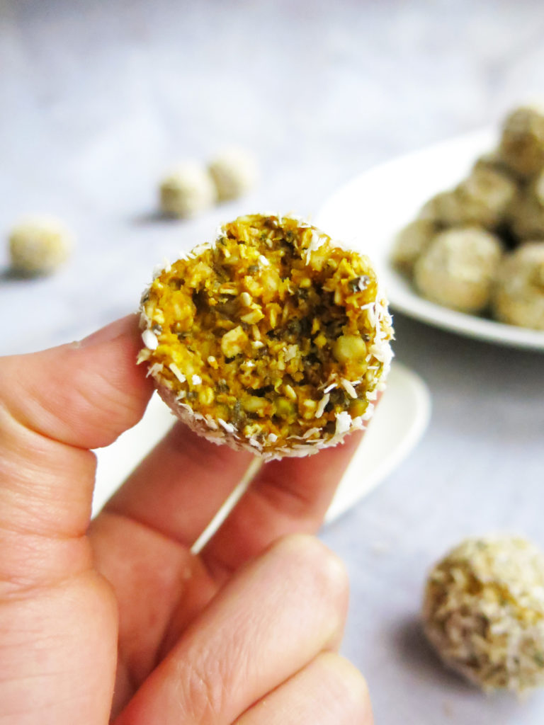 Bitten Lemon Coconut Power Bites