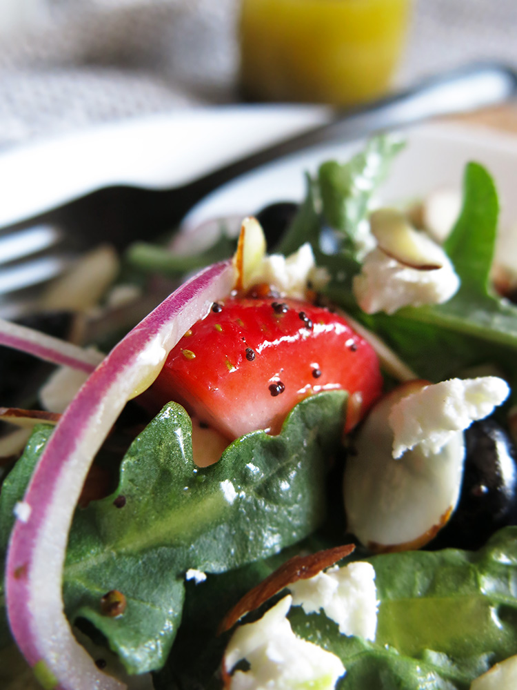 Mixed berry salad with poppy seed dressing