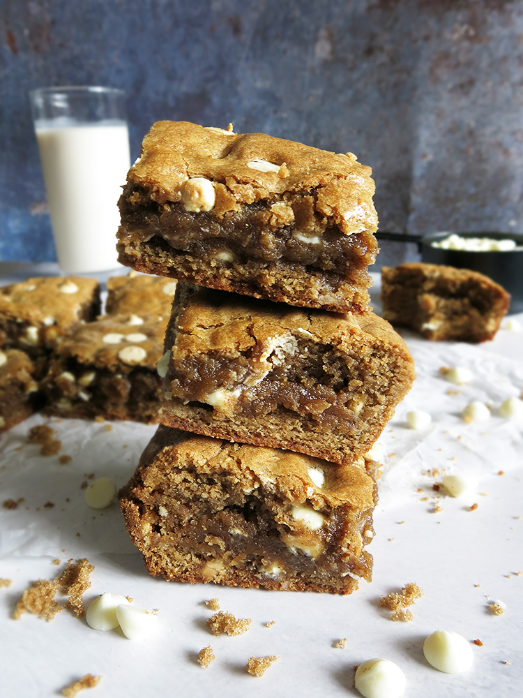 Pumpkin Spice Blondies
