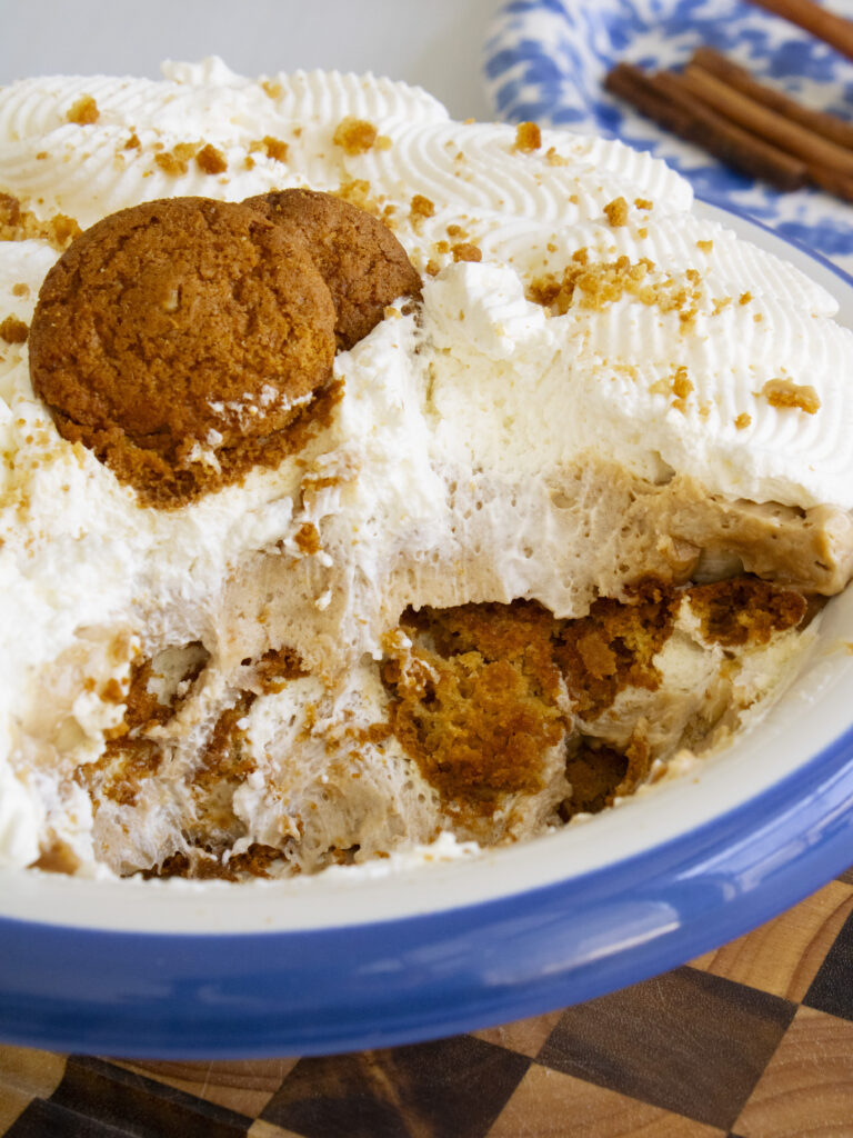close up of the layers in Cookie Butter Gingerbread Banana Pudding
